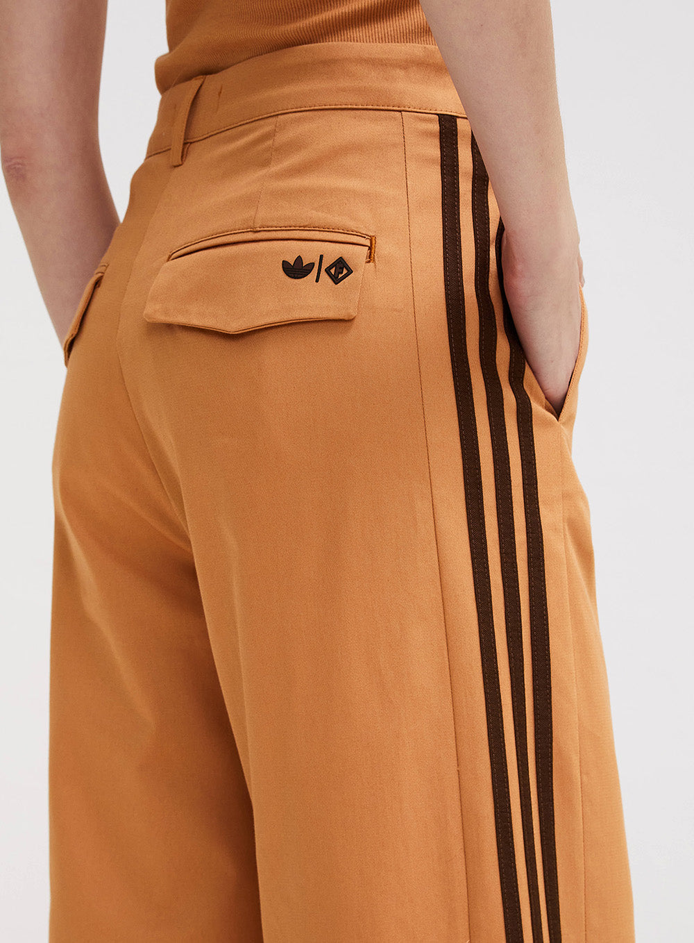 Calça Alfaiataria Ampla Feminina - FORUM | ADIDAS