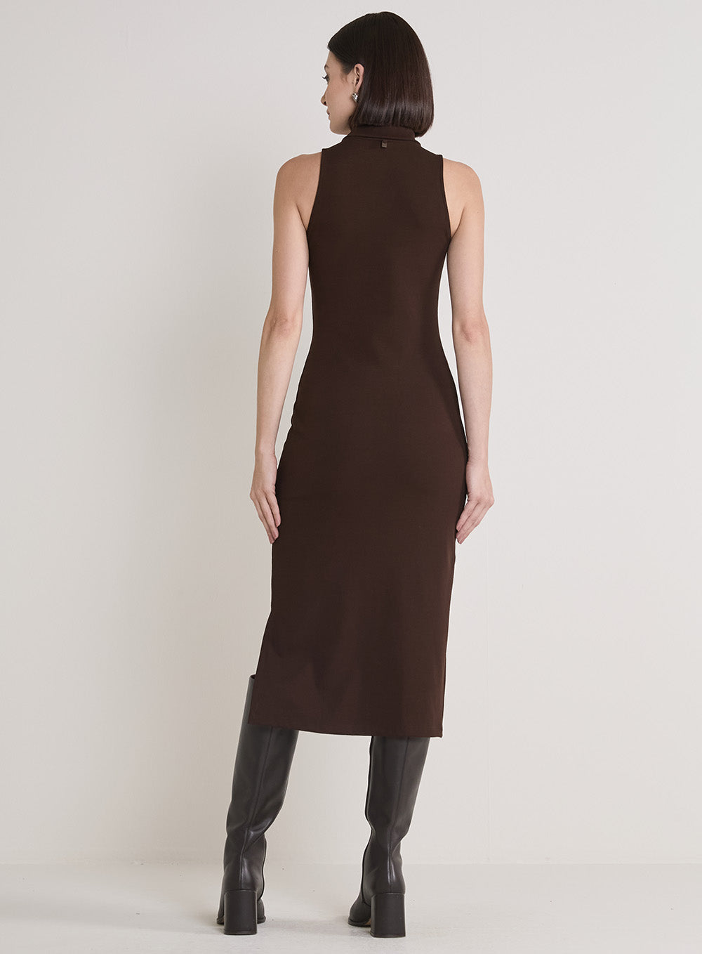 Vestido Forum Midi Justo Canelado Gola Alta