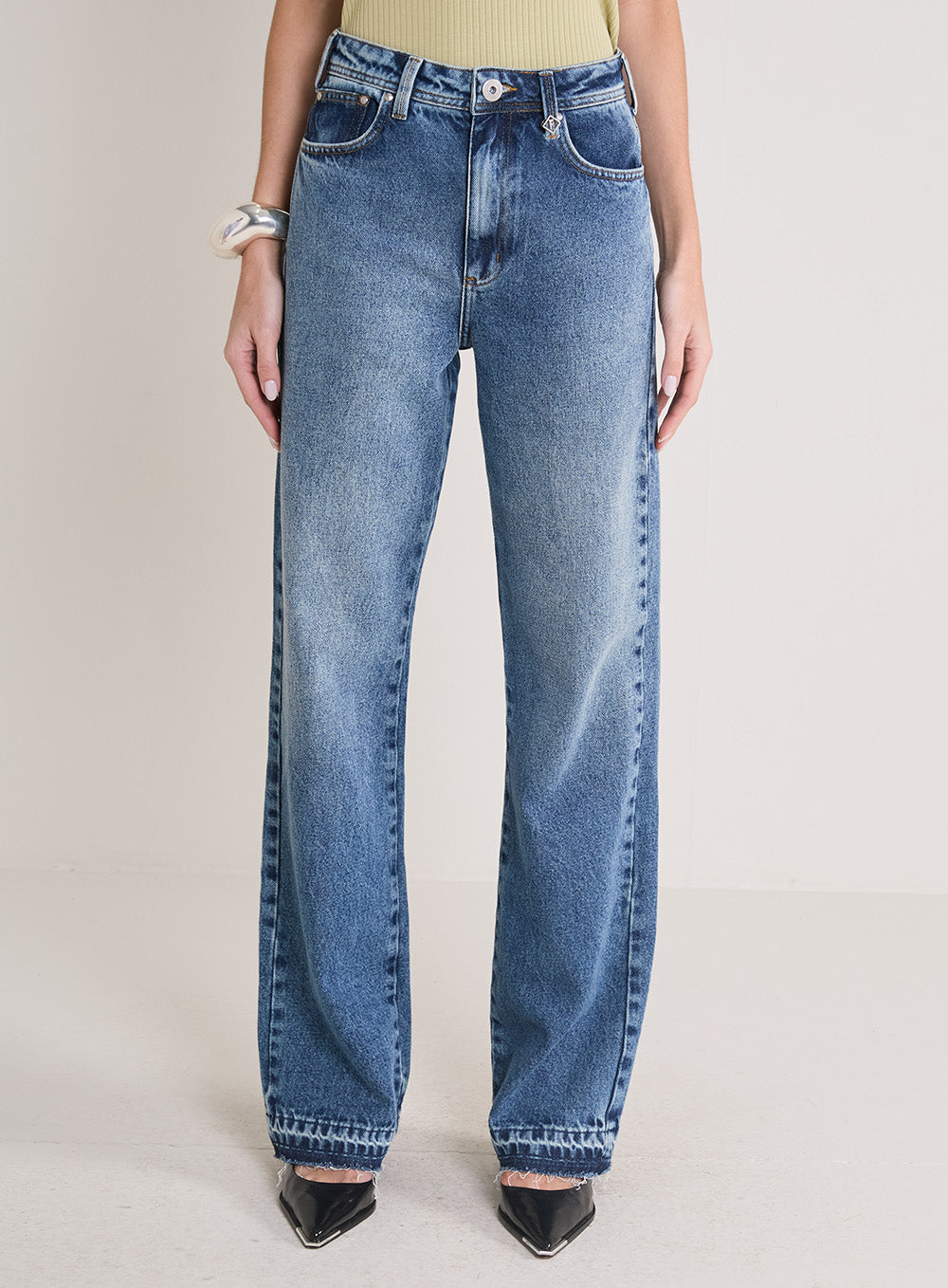 Calça Jeans Forum Feminina Lavagem Clara - Bella