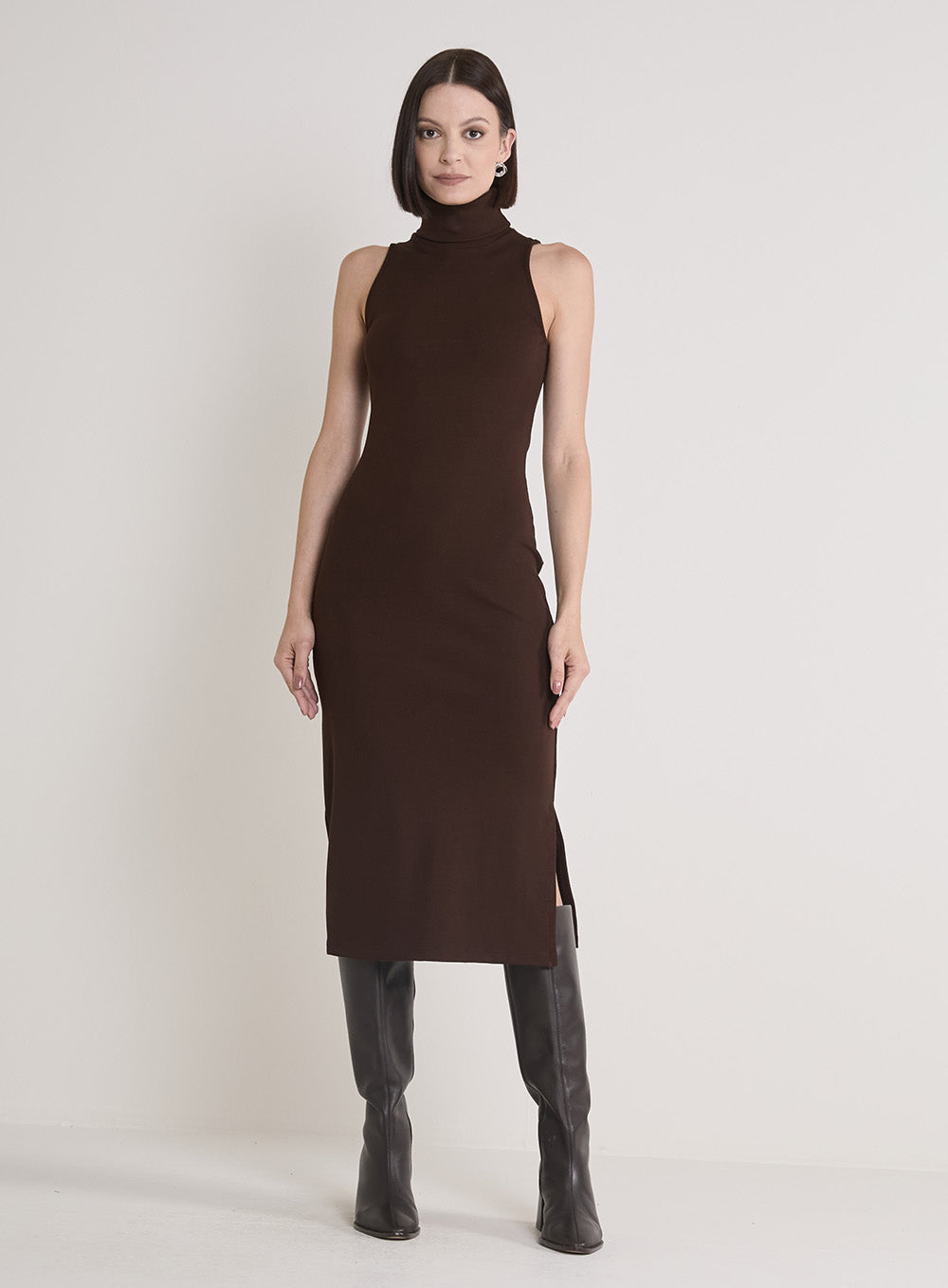 Vestido Forum Midi Justo Canelado Gola Alta